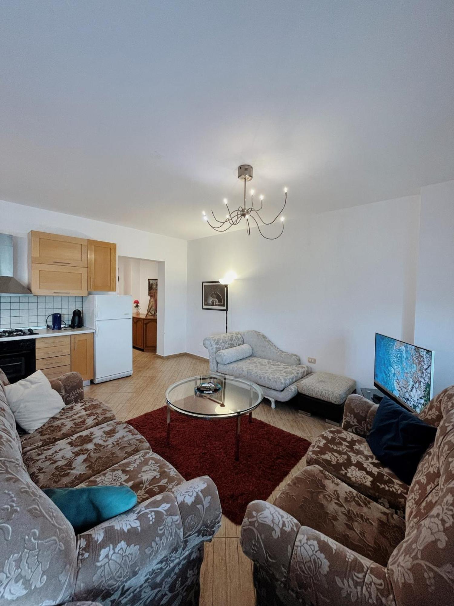 Lovely Apartment Tirana Buitenkant foto