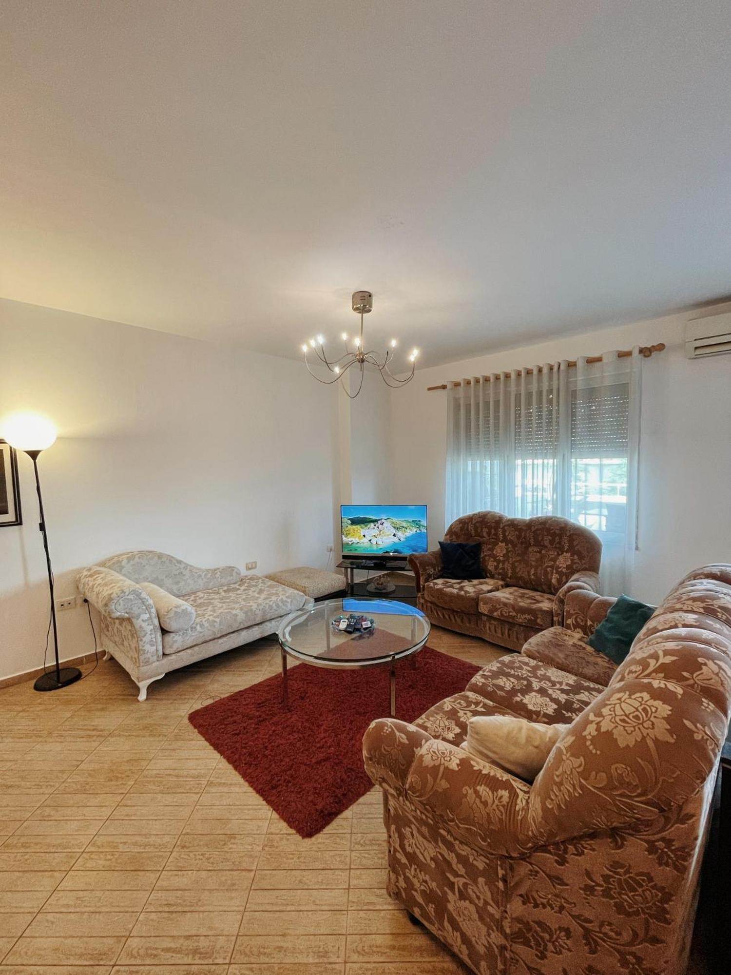 Lovely Apartment Tirana Buitenkant foto